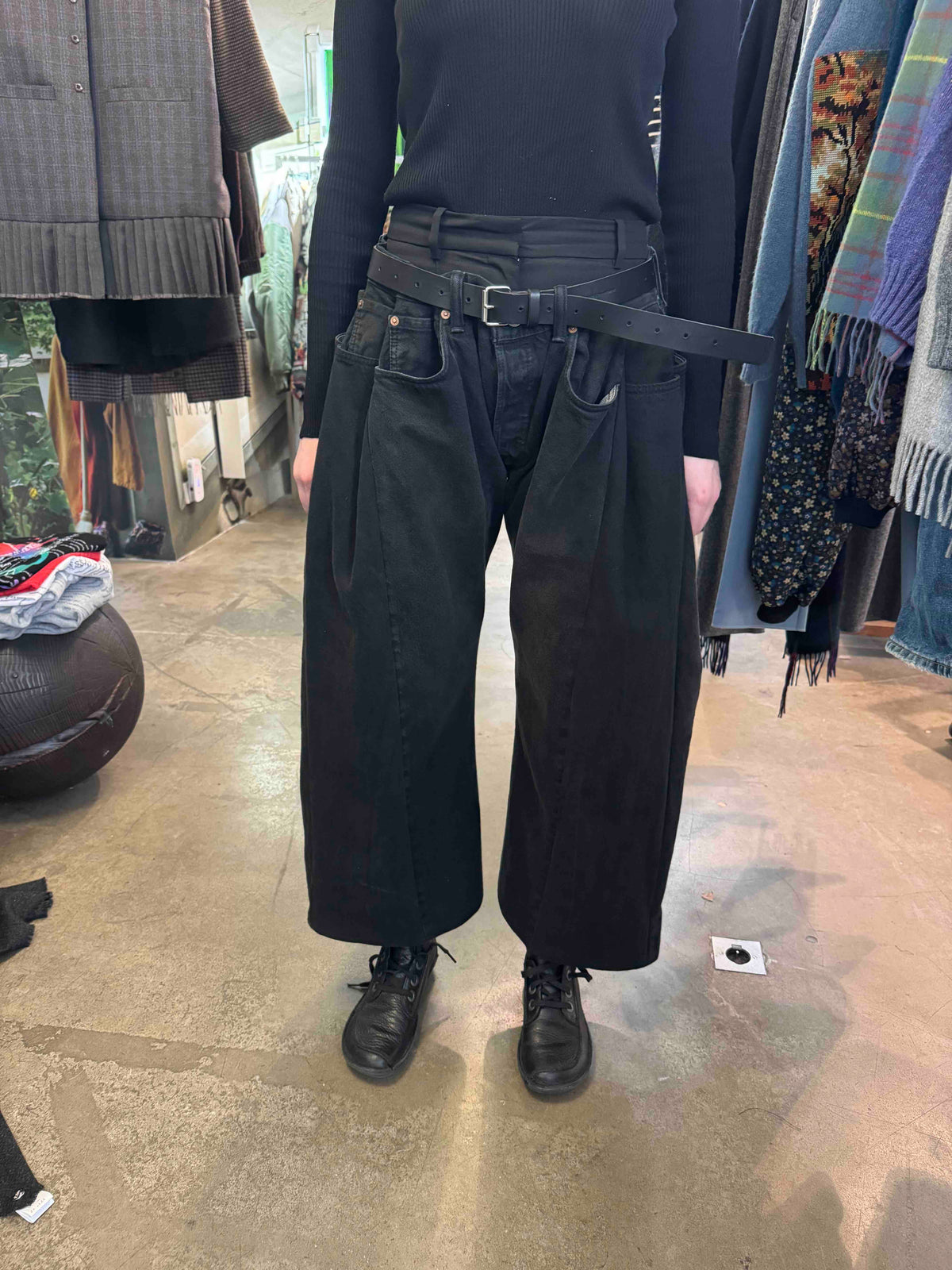 BLESS TRIPLE JEANS