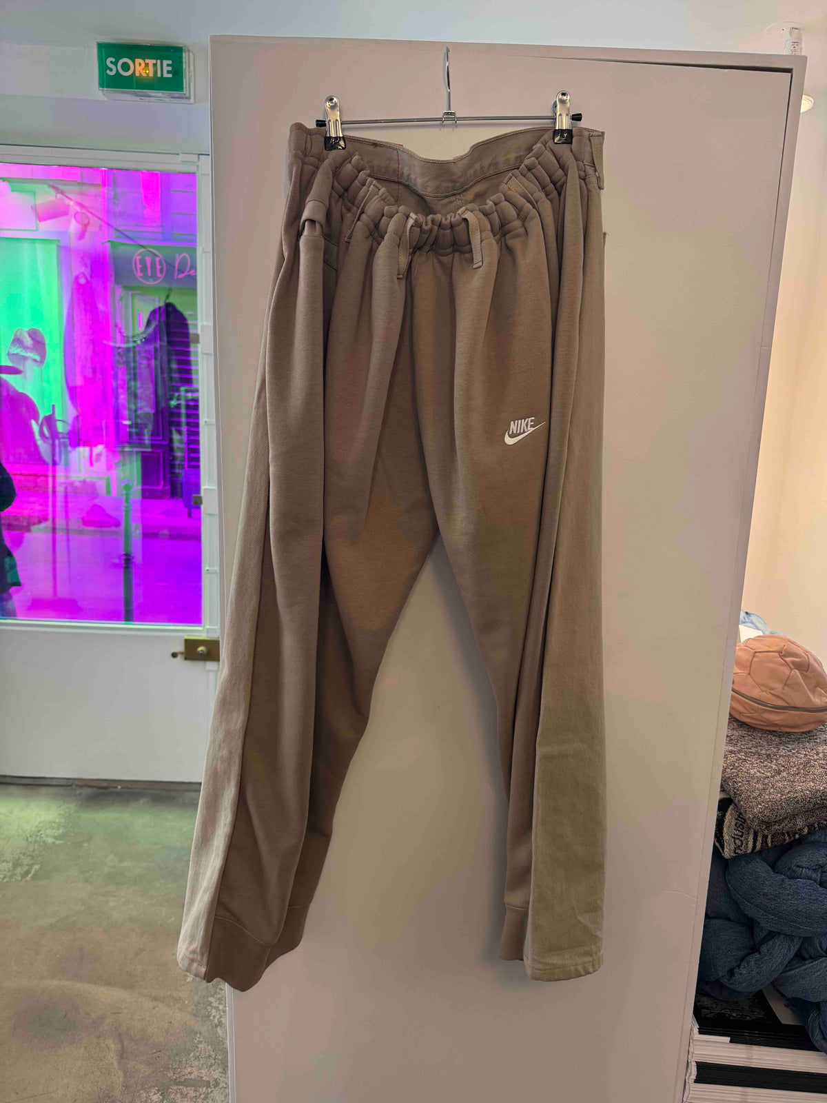 BLESS OVERJOGGINGJEANS