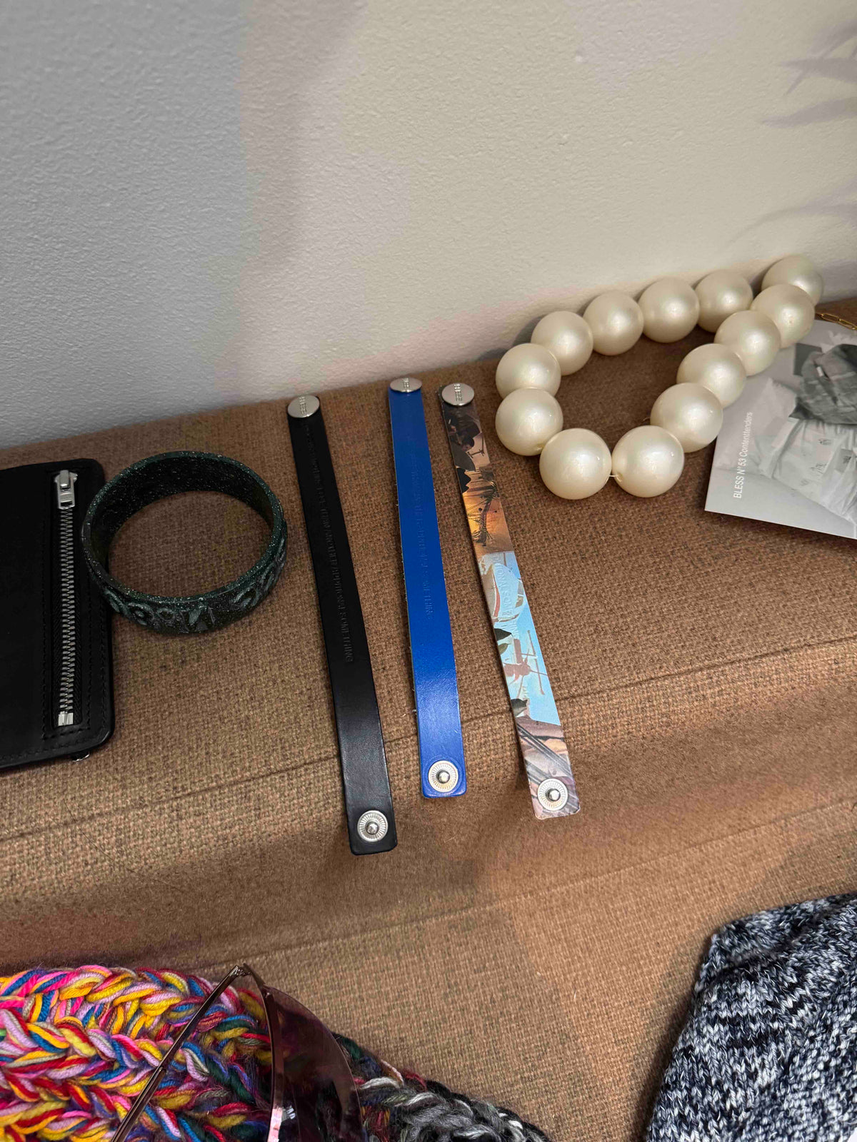 BLESS BLACK LEATHER STRAP